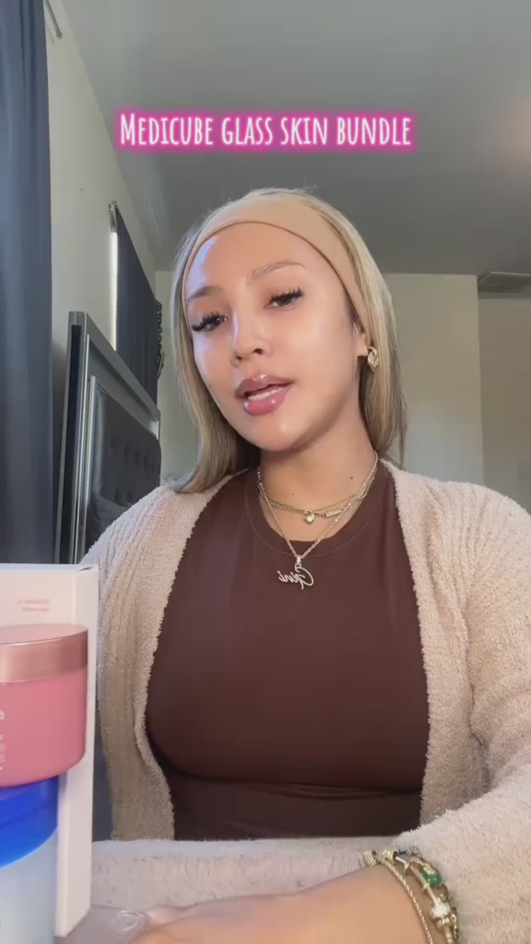 MEDICUBE Glass Glow Skincare Kit (8 pcs)™ video